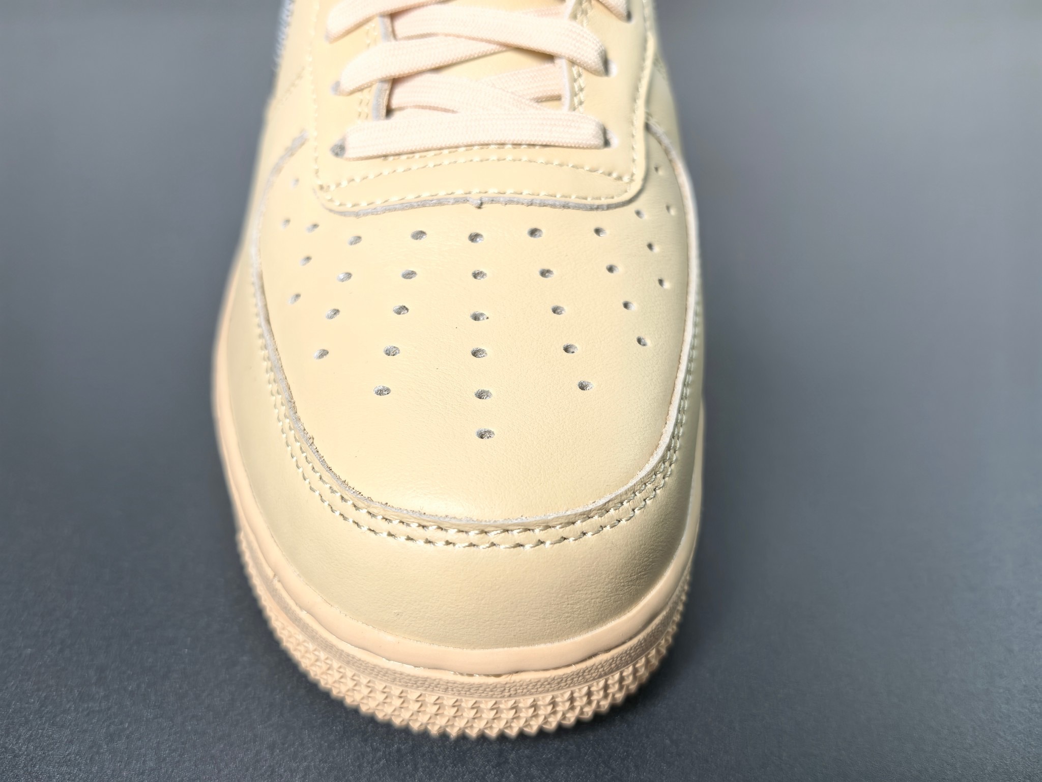 Off-White Air Force 1 Low Sesame FD6900-200